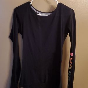 VICTORIA SECRET LIGHTWEIGHT TOP